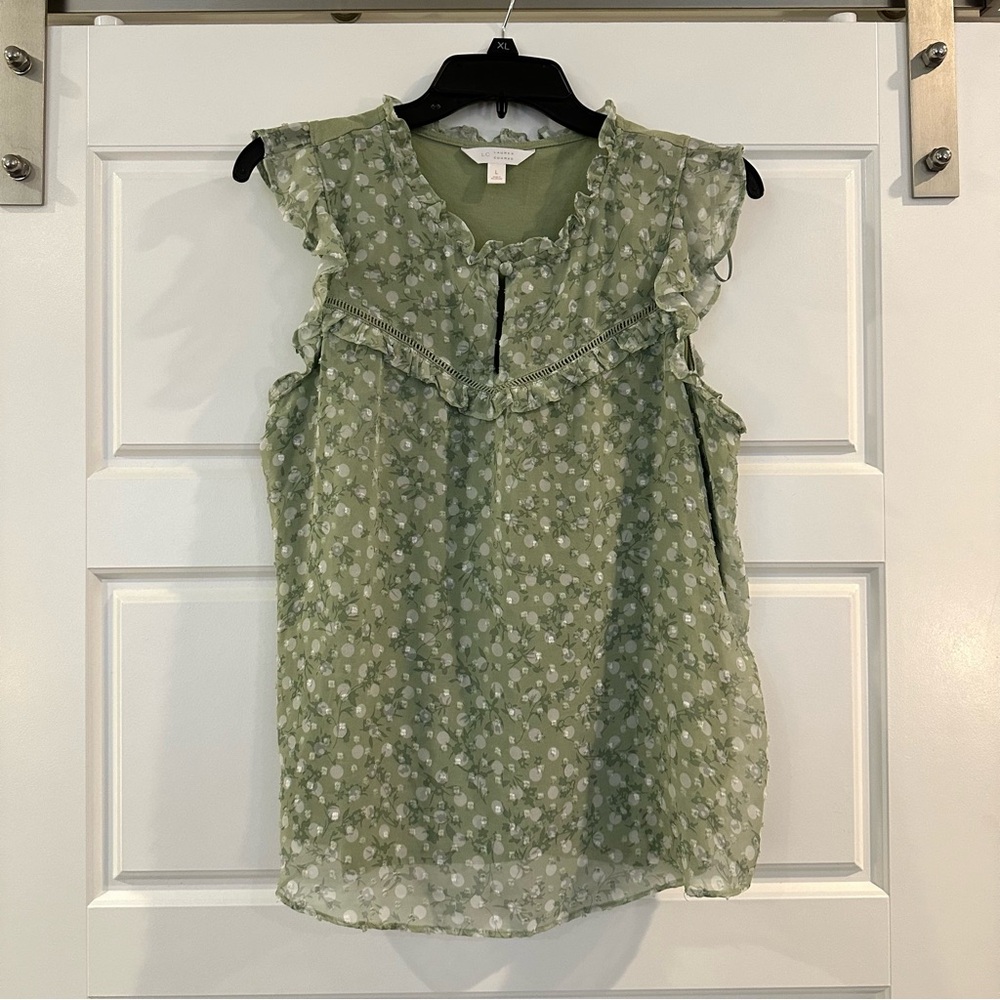Lauren Conrad Light Green Floral Top (Size L)